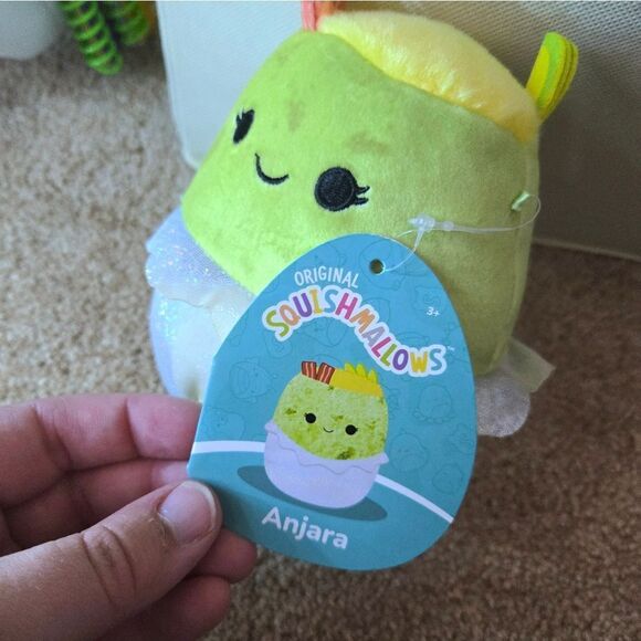 Squishmallow 5" scented mystery squad plush - Picture 3 of 11